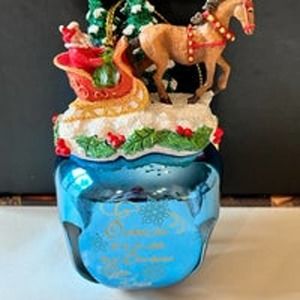 Danbury Mint Jingle Bell Ornament Christmas Carol‎ Series One-Horse Open Sleigh